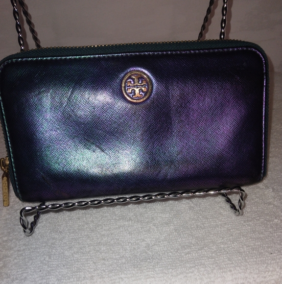 Tory Burch Handbags - TORY BURCH ZIP AROUND LARGE WALLET